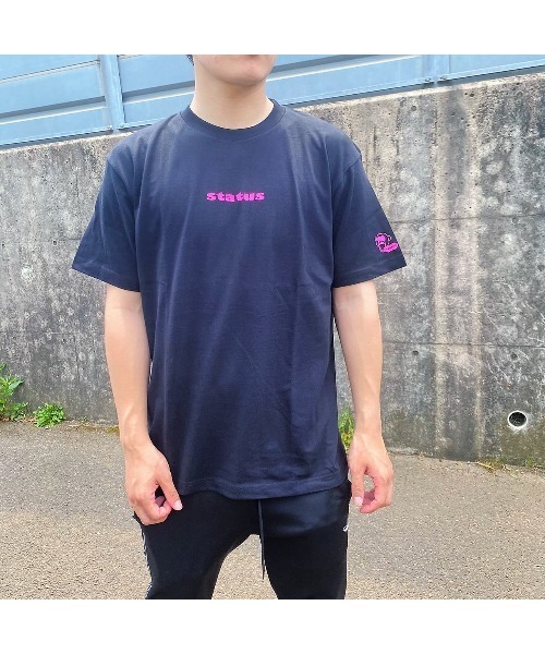 STATUS(ステイタス)の「【STATUS】LITTLE LOGO TEE(ST)(Tシャツ/カットソー・メンズ・ホワイト×ブラック/ブラック×ホワイト/ブラック×ピンク/ホワイト×ピンク・LARGE/X-LARGE/MEDIUM)」の6枚目の写真