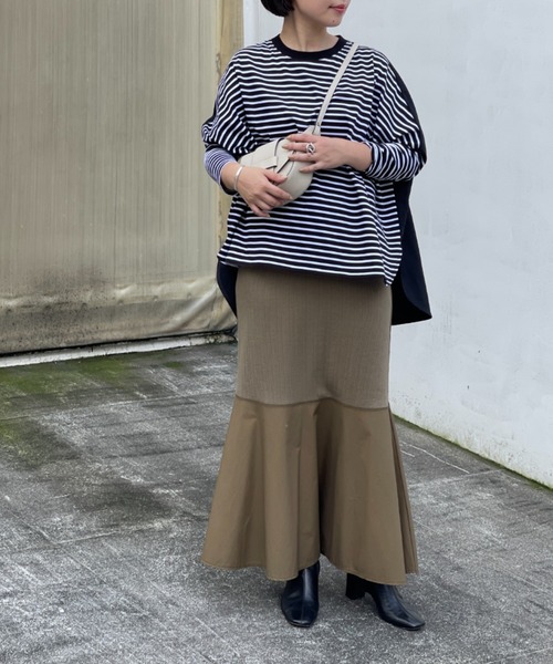 BEARDSLEY(ビアズリー)の「O【これからのニットのチクチク予防用インナーにも】布帛コンビ前後カットソー(Tシャツ/カットソー・レディース・ブラック/アイボリー・S/M)」の2枚目の写真