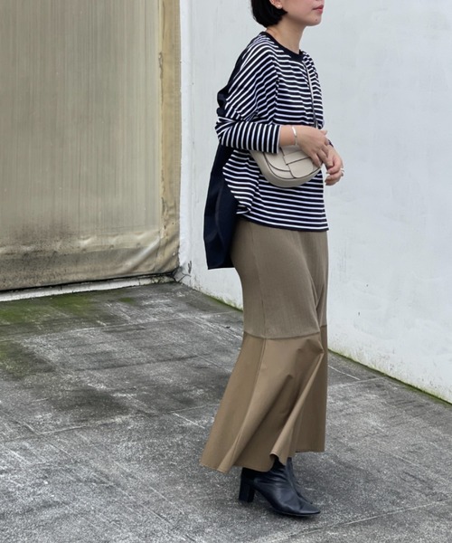 BEARDSLEY(ビアズリー)の「O【これからのニットのチクチク予防用インナーにも】布帛コンビ前後カットソー(Tシャツ/カットソー・レディース・ブラック/アイボリー・S/M)」の22枚目の写真