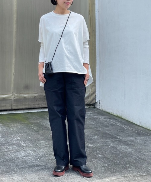 BEARDSLEY(ビアズリー)の「O【これからのニットのチクチク予防用インナーにも】布帛コンビ前後カットソー(Tシャツ/カットソー・レディース・ブラック/アイボリー・S/M)」の8枚目の写真