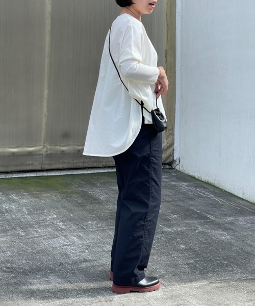 BEARDSLEY(ビアズリー)の「O【これからのニットのチクチク予防用インナーにも】布帛コンビ前後カットソー(Tシャツ/カットソー・レディース・ブラック/アイボリー・S/M)」の10枚目の写真