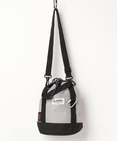 MAISON mou(メゾンムー)の「【GERRY/ジェリー】MAGIC FLASH キンチャクショルダー(ショルダーバッグ・レディース・ブラック/グレー/ベージュ・FREE)」の1枚目の写真