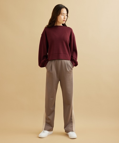 NERGY（ナージー）の「バックカシュクールダンボールプルオーバー（スウェット・レディース・ブラック/ベージュ/ボルドー・FREE）」の10枚目の写真