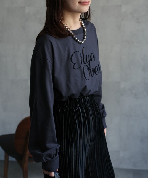 ap retro(アプレトロ)の「デザインロゴ プリントロンTee(Tシャツ/カットソー・レディース・アイボリー/チャコールグレー/ブラック/ホワイト×ブラック/ブラック系その他/オートミール/ブラック系その他2/ホワイト系その他/ホワイト系その他2/ホワイト系その他3/ブラック系その他3/ベージュ/ブラック系その他4/グレー系その他/ホワイト系その他4・FREE)」の12枚目の写真