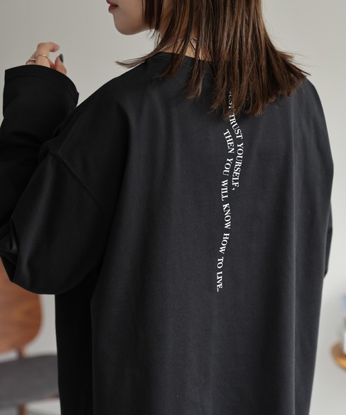 ap retro(アプレトロ)の「デザインロゴ プリントロンTee(Tシャツ/カットソー・レディース・アイボリー/チャコールグレー/ブラック/ホワイト×ブラック/ブラック系その他/オートミール/ブラック系その他2/ホワイト系その他/ホワイト系その他2/ホワイト系その他3/ブラック系その他3/ベージュ/ブラック系その他4/グレー系その他/ホワイト系その他4・FREE)」の11枚目の写真