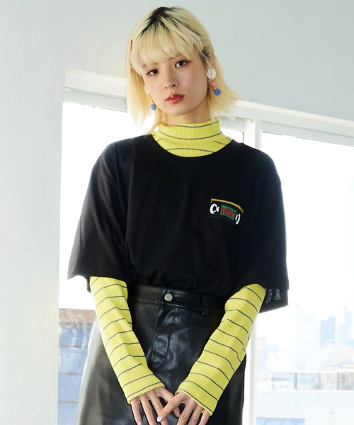 PUNYUS（プニュズ）の「カラーボーダーハイネックロンＴ（Tシャツ/カットソー・レディース・ブラック/イエロー/ピンク/グリーン/サックスブルー/ブルー/ライトパープル・1/2/3/4）」の6枚目の写真