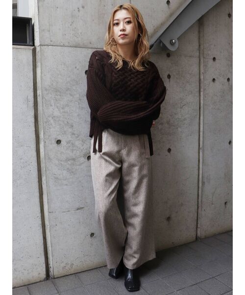 MURUA(ムルーア)の「メランジタックワイドパンツ(スラックス・レディース・ベージュ/ブルー・2/1)」の4枚目の写真