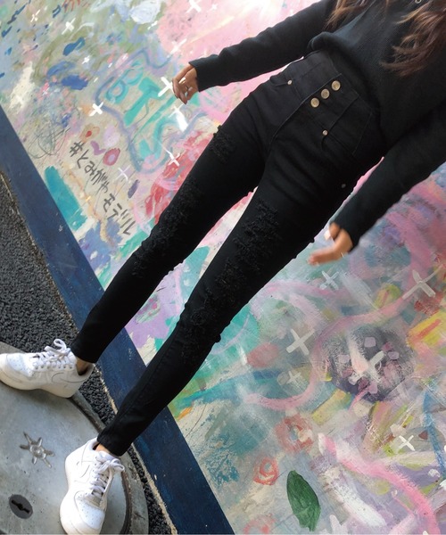 meJane（ミージェーン）の「ボタンフライ ハイウエストダメージスキニー（デニムパンツ・レディース・インディゴブルー/ブラック/ブルー・SS/S/M/L）」の10枚目の写真