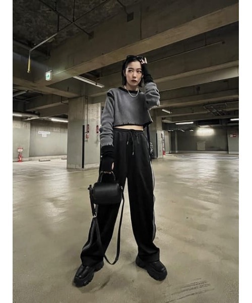 SLY（スライ）の「LINE TRACK STRAIGHT PT ライントラック ストレートパンツ ラインパンツ（スラックス・レディース・ブラック/ライトイエロー・FREE）」の19枚目の写真
