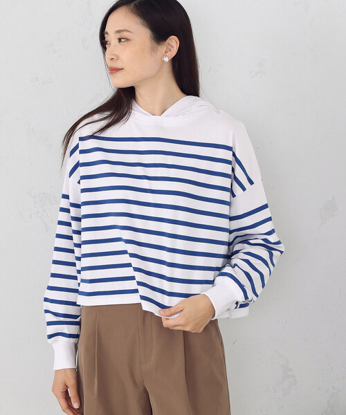 COMME CA ISM（コムサイズム）の「パネルボーダー　フート付きカットソー（パーカー・レディース・ホワイト×ブルー・MEDIUM/LARGE）」の8枚目の写真