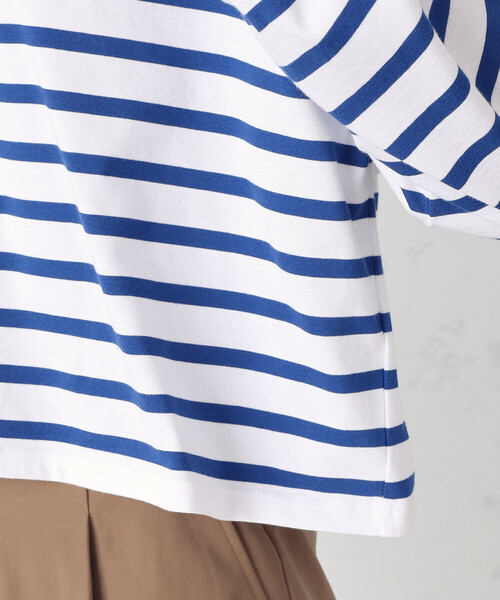 COMME CA ISM（コムサイズム）の「パネルボーダー　フート付きカットソー（パーカー・レディース・ホワイト×ブルー・MEDIUM/LARGE）」の16枚目の写真