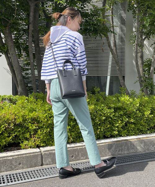 COMME CA ISM（コムサイズム）の「パネルボーダー　フート付きカットソー（パーカー・レディース・ホワイト×ブルー・MEDIUM/LARGE）」の18枚目の写真