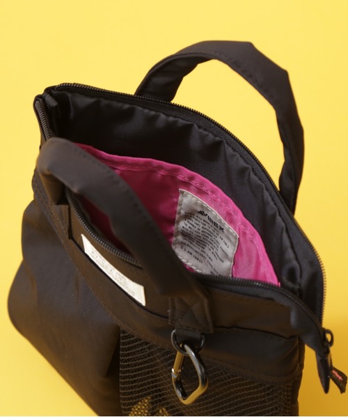 AVIREX（アヴィレックス）の「《直営店限定》MINI HELMET BAG/ ミニヘルメットバッグ（ショルダーバッグ・レディース・アイボリー/ブラック/カーキ・FREE）」の9枚目の写真