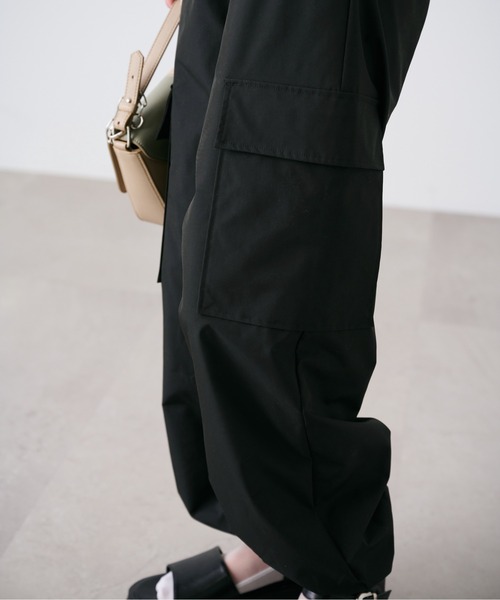 FREE'S MART（フリーズマート）の「◆カーゴパンツ（カーゴパンツ・レディース・ホワイト/ブラック・SMALL/MEDIUM）」の9枚目の写真