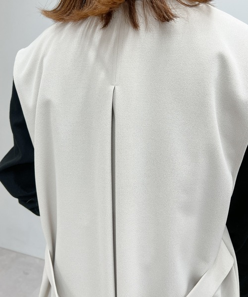 un dix cors(アンディコール)の「カットジョーゼットジレ(ベスト・レディース・ライトグレー/ネイビー・FREE)」の15枚目の写真