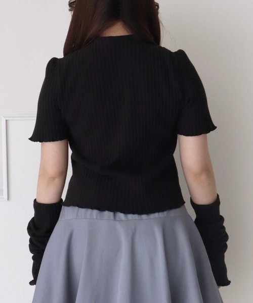 TITTY&CO.（ティティーアンドコー）の「【TITTY&CO.】ロゴ刺繍アームウォーマー付きメロウリブトップス（Tシャツ/カットソー・レディース・ホワイト/ピンク/ブラック・FREE）」の14枚目の写真