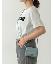 スクエアコンパクショルダーバッグ