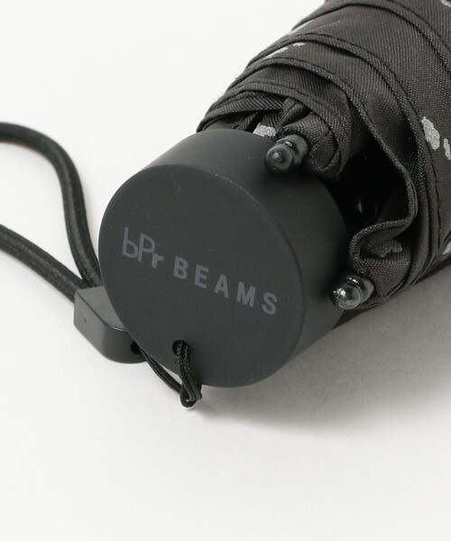 bpr BEAMS（ビーピーアール ビームス ）の「bPr BEAMS / スプラッシュ リフレクター 折り畳み傘（折りたたみ傘・レディース・ブラック/オリーブ/サックスブルー・ONE SIZE）」の21枚目の写真