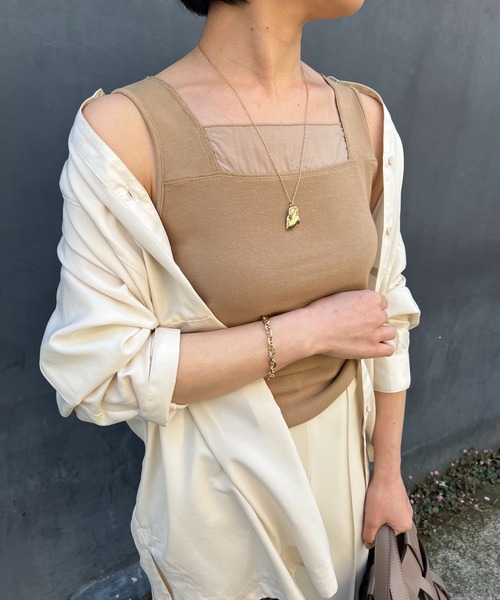 COLLAGE GALLARDAGALANTE（コラージュガリャルダガランテ）の「シアー切替スクエアタンク/C'NOTE（タンクトップ・レディース・ホワイト/チャコールグレー/ベージュ/ブラック/ブルー/グレー系その他/ホワイト系その他・FREE）」の7枚目の写真