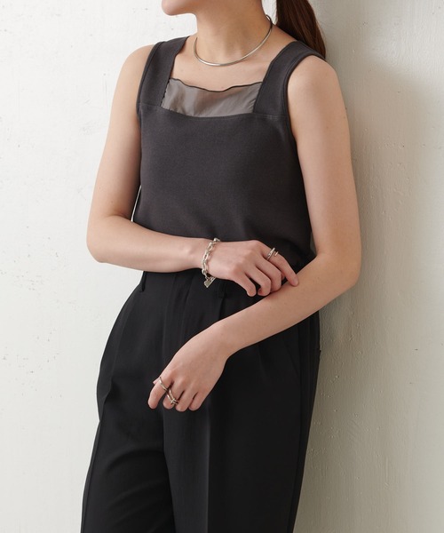 COLLAGE GALLARDAGALANTE（コラージュガリャルダガランテ）の「シアー切替スクエアタンク/C'NOTE（タンクトップ・レディース・ホワイト/チャコールグレー/ベージュ/ブラック/ブルー/グレー系その他/ホワイト系その他・FREE）」の5枚目の写真