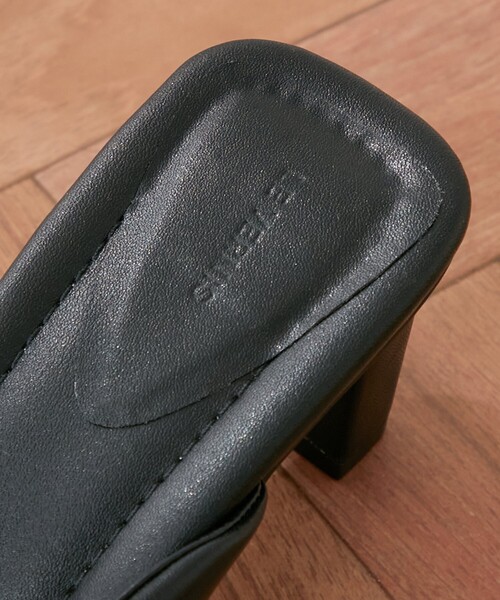 DEICY（デイシー）の「ﾊﾟｯﾌｧｰｻﾝﾀﾞﾙ（サンダル・レディース・ブラック/ブルー・L/M）」の8枚目の写真