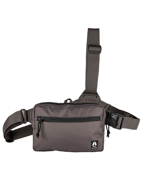 NIXON（ニクソン）の「【NIXON/ニクソン】Bandit Bag　ボディバッグ 　容量2L　海洋プラスチックを採用したサステイナブルモデル（ボディバッグ/ウエストポーチ・メンズ・チャコール・FREE）」の4枚目の写真