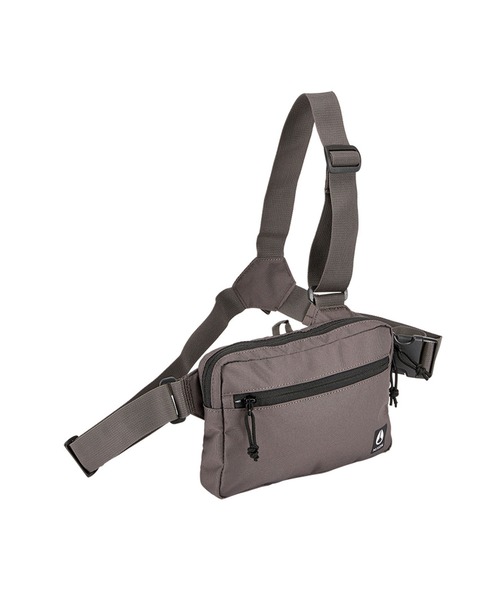 NIXON（ニクソン）の「【NIXON/ニクソン】Bandit Bag　ボディバッグ 　容量2L　海洋プラスチックを採用したサステイナブルモデル（ボディバッグ/ウエストポーチ・メンズ・チャコール・FREE）」の6枚目の写真