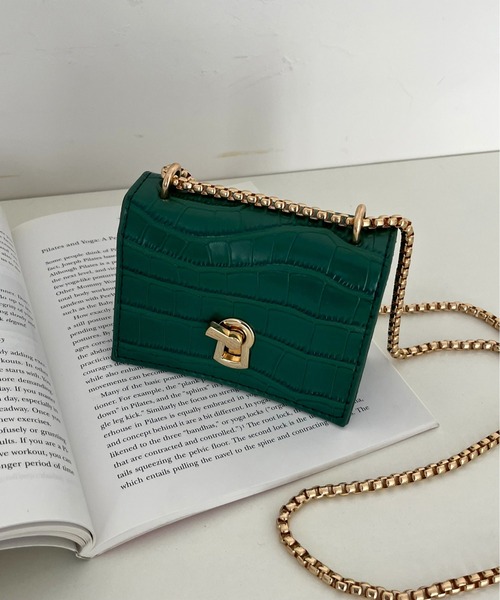 prose verse（プロズヴェール）の「クロコ調スクエアミニチェーンバッグ（ショルダーバッグ・レディース・ブラウン/グリーン/ブラック・ﾌﾘ-）」の4枚目の写真