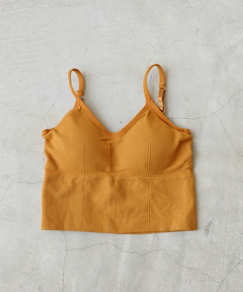 styiro（スタイロ）の「【7色/サイズ展開】カップ付きキャミ リブシームレスブラトップ 調節可（キャミソール・レディース・ホワイト/テラコッタ/キャメル/ブラウン/ブラック/グレー/グリーン・FREE/L）」の21枚目の写真