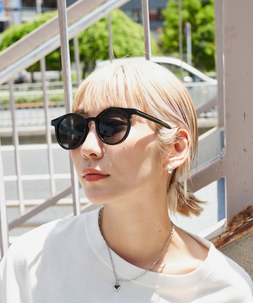 Auntie Rosa Holiday（アンティローザホリデー）の「クラシックラウンドサングラス（サングラス・レディース・ブラック/ベージュ・FREE）」の5枚目の写真