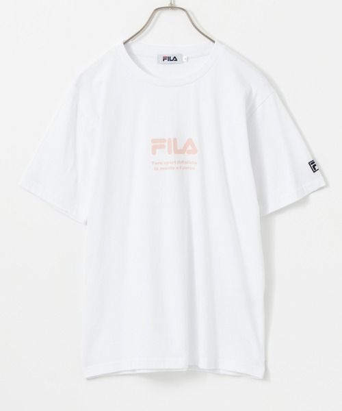 FILA(フィラ)の「FILA フィラ センターロゴプリントTシャツ(Tシャツ/カットソー・レディース・ブラック/ネイビー/ホワイト・M/L)」の1枚目の写真