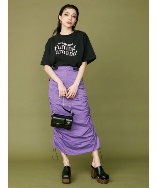 EVRIS（エヴリス）の「Faffing around BIG Tシャツ（Tシャツ/カットソー・レディース・ホワイト/グレー/ブラック・FREE）」の8枚目の写真