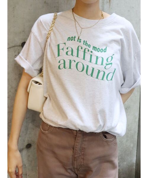 EVRIS（エヴリス）の「Faffing around BIG Tシャツ（Tシャツ/カットソー・レディース・ホワイト/グレー/ブラック・FREE）」の11枚目の写真