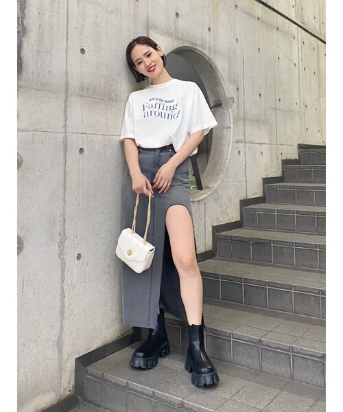 EVRIS（エヴリス）の「Faffing around BIG Tシャツ（Tシャツ/カットソー・レディース・ホワイト/グレー/ブラック・FREE）」の16枚目の写真