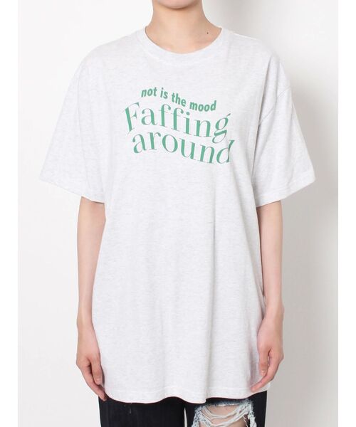 EVRIS（エヴリス）の「Faffing around BIG Tシャツ（Tシャツ/カットソー・レディース・ホワイト/グレー/ブラック・FREE）」の17枚目の写真