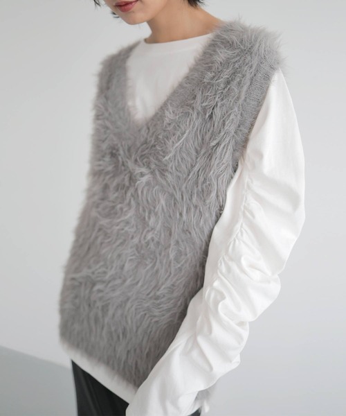 LIAN(リアン)の「フェザーヤーンベスト(ベスト・レディース・チャコールグレー/アイボリー/グレー・FREE)」の19枚目の写真