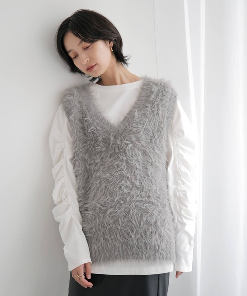 LIAN(リアン)の「フェザーヤーンベスト(ベスト・レディース・チャコールグレー/アイボリー/グレー・FREE)」の22枚目の写真