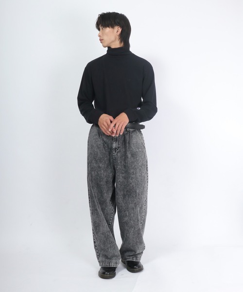 Champion(チャンピオン)の「Champion(チャンピオン)コットンスムースタートルネック無地ロンT/ロングスリーブTシャツ/長袖(Tシャツ/カットソー・メンズ・ブラック/オフホワイト/チャコールグレー・M/L/XL)」の18枚目の写真