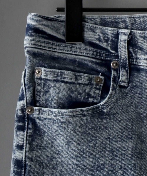 SITRY(シトリー)の「super stretch damaged denim skinny pants/スーパーストレッチ ダメージデニム スキニーパンツ(デニムパンツ・メンズ・ワンウォッシュ/ブラック/ケミカルウォッシュ/ブラック系その他/ライトインディゴブルー・LL/M/L)」の9枚目の写真
