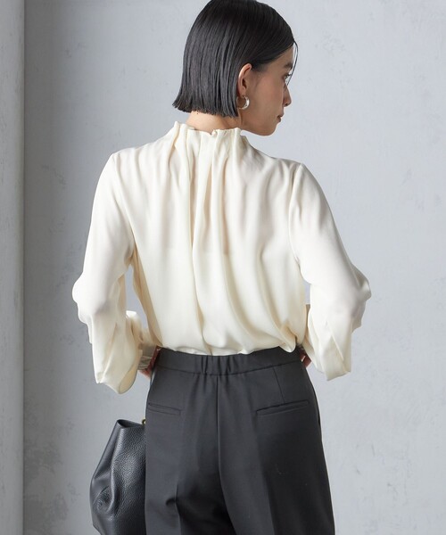 【セール】〈手洗い可能〉ネック ギャザー ソリッド 起毛 サテン ブラウス（シャツ/ブラウス）｜SHIPS（シップス）