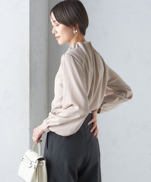 【セール】〈手洗い可能〉ネック ギャザー ソリッド 起毛 サテン ブラウス（シャツ/ブラウス）｜SHIPS（シップス）