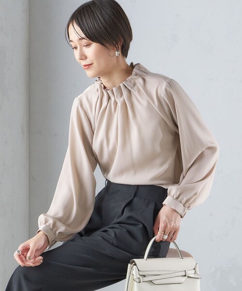 【セール】〈手洗い可能〉ネック ギャザー ソリッド 起毛 サテン ブラウス（シャツ/ブラウス）｜SHIPS（シップス）