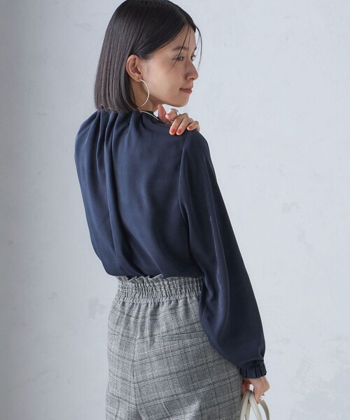 【セール】〈手洗い可能〉ネック ギャザー ソリッド 起毛 サテン ブラウス（シャツ/ブラウス）｜SHIPS（シップス）