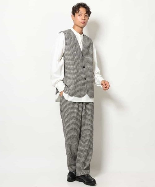 a.v.v（アーヴェヴェ）の「ワンサイズツイードベスト（ベスト・メンズ・ベージュ・53）」の9枚目の写真