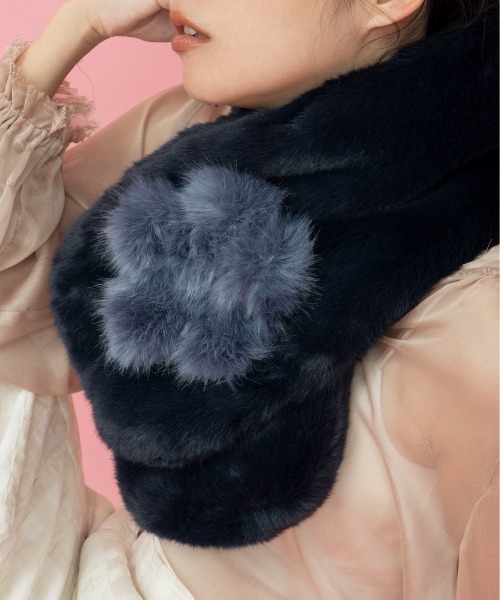 Casselini（キャセリーニ）の「Casselini(キャセリーニ)モチーフファーティペット（マフラー・レディース・ネイビー/ベージュ/ピンク/ブラウン/ミント/ブルー・FREE）」の8枚目の写真