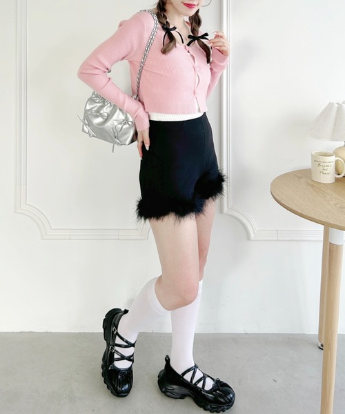 Loueme(ルエム)の「フェザーファーショートパンツ(その他パンツ・レディース・ブラック・M)」の9枚目の写真