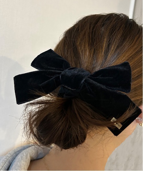 E&C closet…（イーアンドシークローゼット）の「ビックベロアリボンヘアゴム（ヘアゴム・レディース・ブラック・FREE）」の14枚目の写真