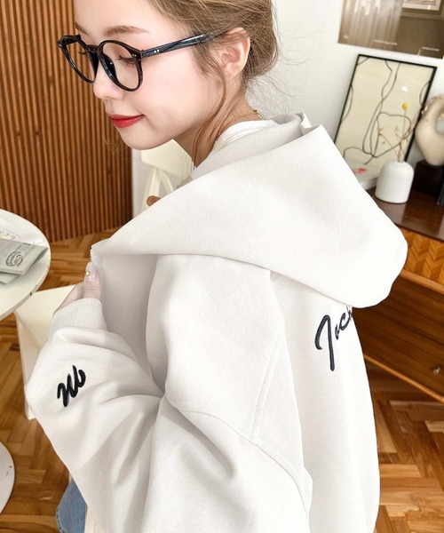 LOULOU select（ルルセレクト）の「TC裏毛袖ワンポイントバック刺繍