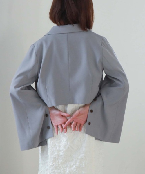 archives(アルシーヴ)の「ボタンスリーブショートテーラードジャケット(テーラードジャケット・レディース・ブラック/アイボリー/グレー・MEDIUM)」の12枚目の写真