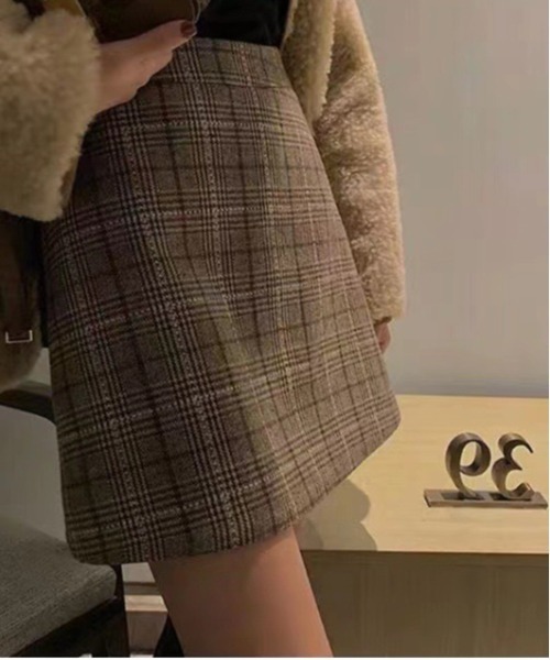 gossip!ロサンゼルス(ゴシップロサンゼルス)の「【サイズあり】ウールライク ヴィンテージチェック厚手ミニスカート(インパン付)(秋冬のガーリー定番スカート)(スカート・レディース・チェック・M/L/S/XL)」の8枚目の写真